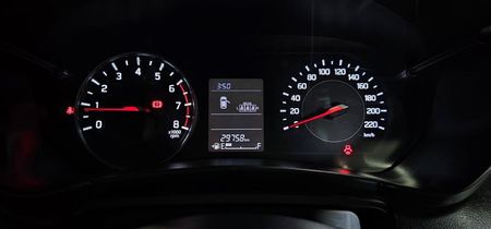 2025-Suzuki-Swift-12-GL_11