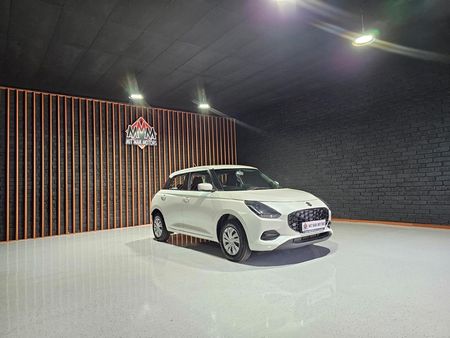 2025-Suzuki-Swift-12-GL_2