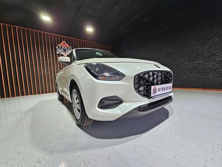 2025-Suzuki-Swift-12-GL_5