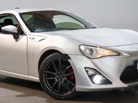 2015-Toyota-86-20_1