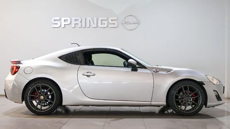 2015-Toyota-86-20_3
