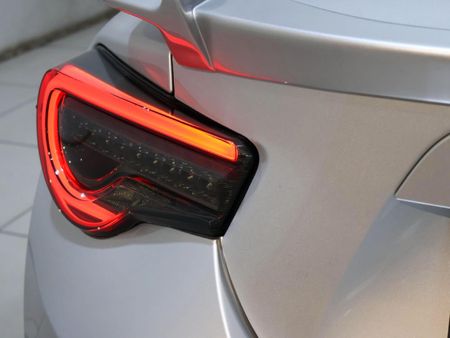 2015-Toyota-86-20_8