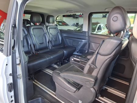 2015-Mercedes-Benz-V-Class-V-220-CDi-Auto_18