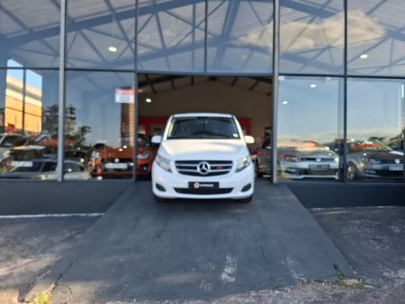2015-Mercedes-Benz-V-Class-V-220-CDi-Auto_31