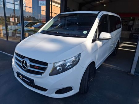 2015-Mercedes-Benz-V-Class-V-220-CDi-Auto_36