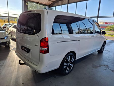 2015-Mercedes-Benz-V-Class-V-220-CDi-Auto_5
