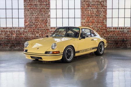 1972-Porsche-911-T-Restored_0