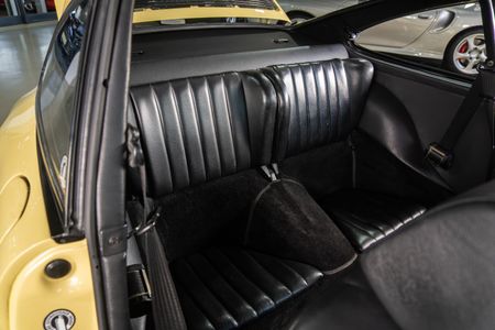1972-Porsche-911-T-Restored_13