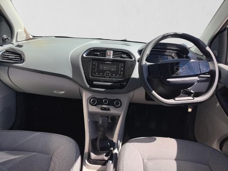 2026-TATA-Tiago-12-XM_17