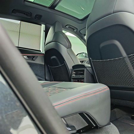 2026-Audi-RSQ8-Performance-Quattro-Auto-471kw_18