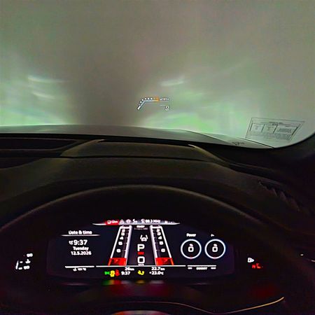 2026-Audi-RSQ8-Performance-Quattro-Auto-471kw_46