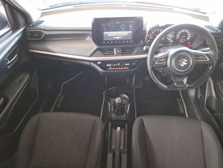 2026-Suzuki-Swift-12-GLX_8