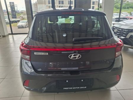 2026-Hyundai-Grand-i10-12-Motion-Auto_4