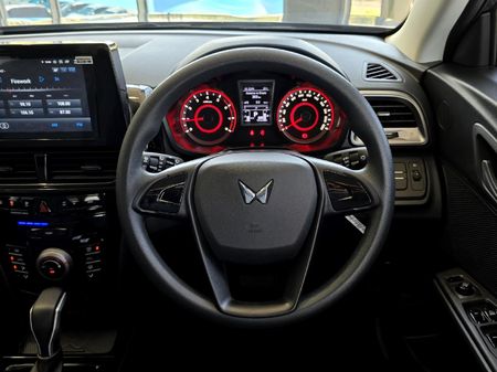 2026-Mahindra-XUV-3XO-12T-MX2-Auto_11