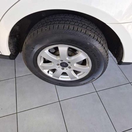 2010-Mercedes-Benz-ML-350-CDI-Auto_16