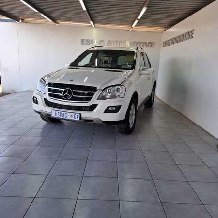 2010-Mercedes-Benz-ML-350-CDI-Auto_3