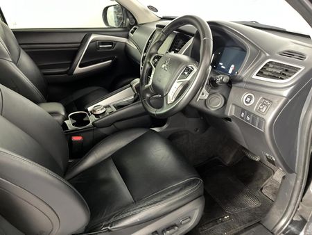 2022-Mitsubishi-Pajero-Sport-24D-4x4-Auto_9