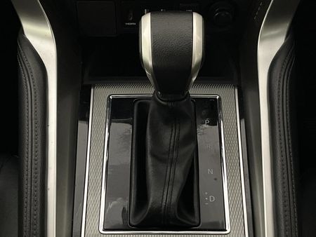 2022-Mitsubishi-Pajero-Sport-24D-4x4-Auto_10