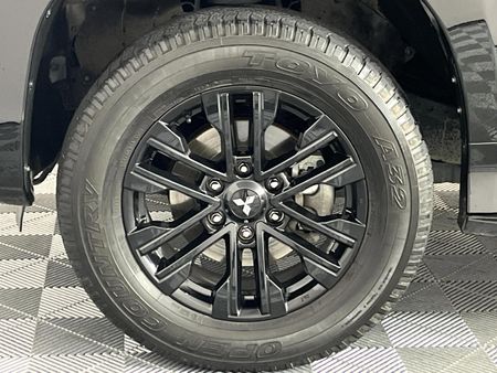 2022-Mitsubishi-Pajero-Sport-24D-4x4-Auto_4