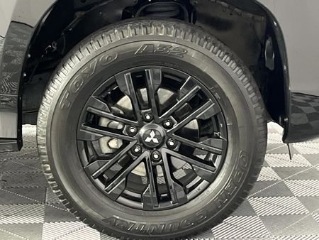 2022-Mitsubishi-Pajero-Sport-24D-4x4-Auto_5