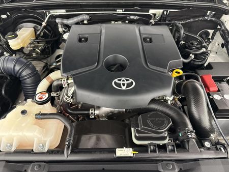 2024-Toyota-Hilux-24-GD-6-Raised-Body-Raider-Double-Cab_14