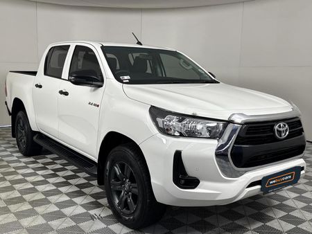 2024-Toyota-Hilux-24-GD-6-Raised-Body-Raider-Double-Cab_16