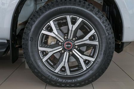 2022-Isuzu-D-Max-30-DDI-LSE-4x4-Auto-Double-Cab_10