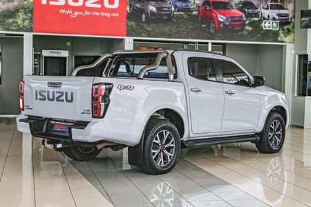 2022-Isuzu-D-Max-30-DDI-LSE-4x4-Auto-Double-Cab_6