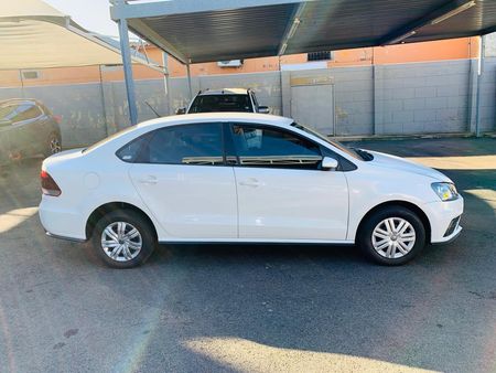2021-Volkswagen-Polo-Vivo-14-Trendline-5-dr_5