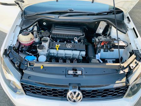 2021-Volkswagen-Polo-Vivo-14-Trendline-5-dr_7