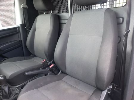 2021-Volkswagen-Caddy-16i-81kW-Panel-Van_12