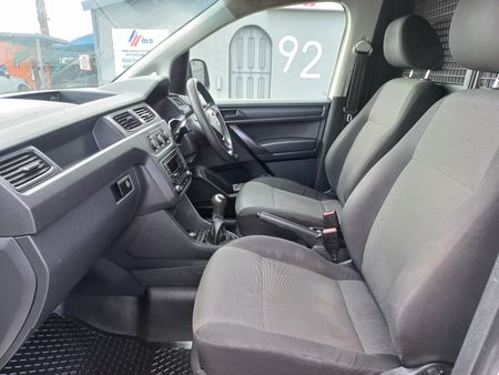 2021-Volkswagen-Caddy-16i-81kW-Panel-Van_13