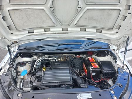 2021-Volkswagen-Caddy-16i-81kW-Panel-Van_14