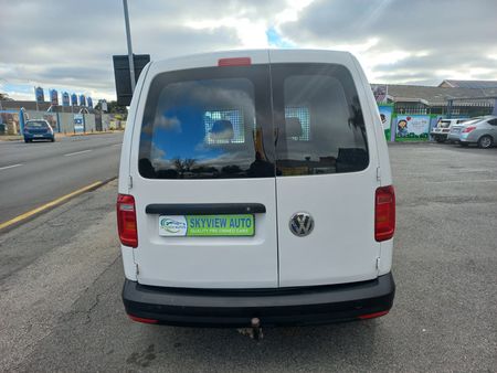 2021-Volkswagen-Caddy-16i-81kW-Panel-Van_5