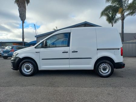 2021-Volkswagen-Caddy-16i-81kW-Panel-Van_7