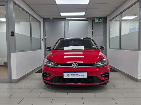 2020-Volkswagen-Golf-VII-14-TSI-Comfortline-Auto_1