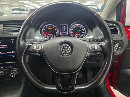 2020-Volkswagen-Golf-VII-14-TSI-Comfortline-Auto_7