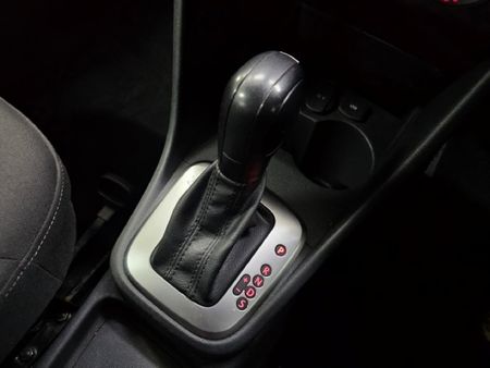 2025-Volkswagen-Polo-Vivo-16-Life_6