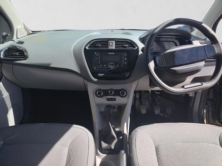 2026-TATA-Tiago-12-XM_17
