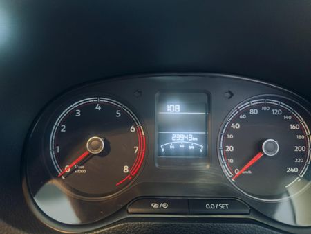 2025-Volkswagen-Polo-Vivo-14_5
