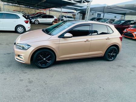 2018-Volkswagen-Polo-12-TSI-Highline-81kW_15