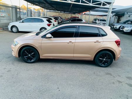 2018-Volkswagen-Polo-12-TSI-Highline-81kW_16