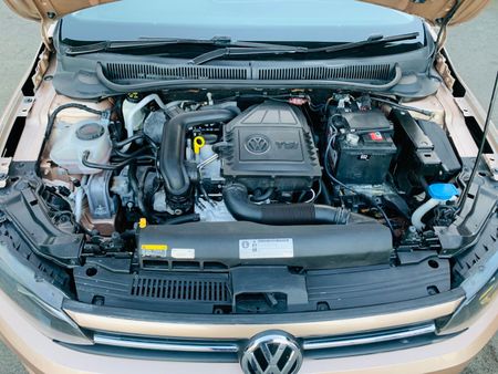 2018-Volkswagen-Polo-12-TSI-Highline-81kW_1