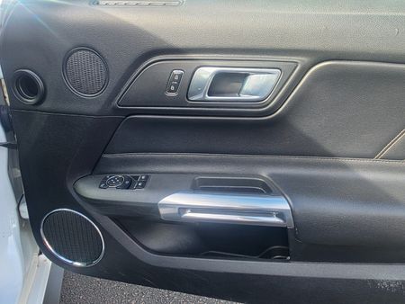 2020-Ford-Mustang-23-Auto_9