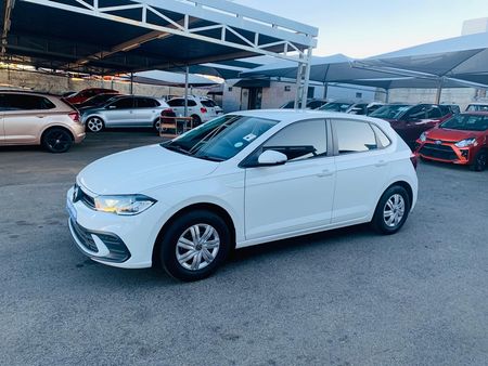 2023-Volkswagen-Polo-10-TSI-Highline-85kW_1