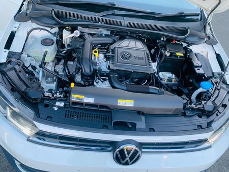 2023-Volkswagen-Polo-10-TSI-Highline-85kW_6
