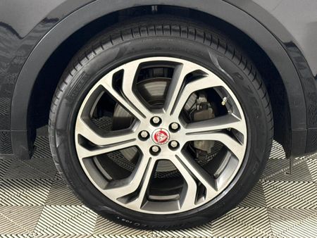 2019-Jaguar-E-Pace-D180-20D-First-Edition-132kW_3