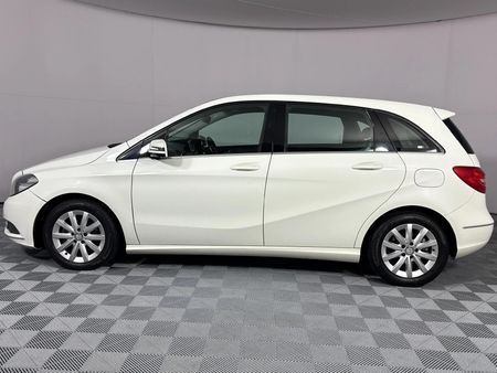 2013-Mercedes-Benz-B-Class-B-180-BE_20
