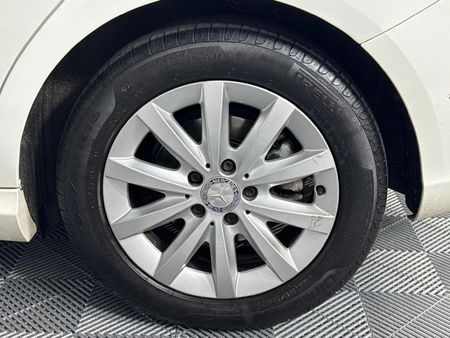 2013-Mercedes-Benz-B-Class-B-180-BE_6