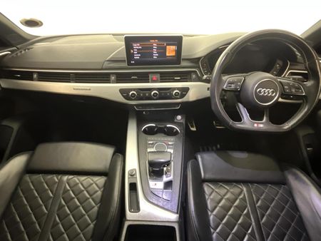 2019-Audi-S4-30-TFSI-quattro-Auto_1